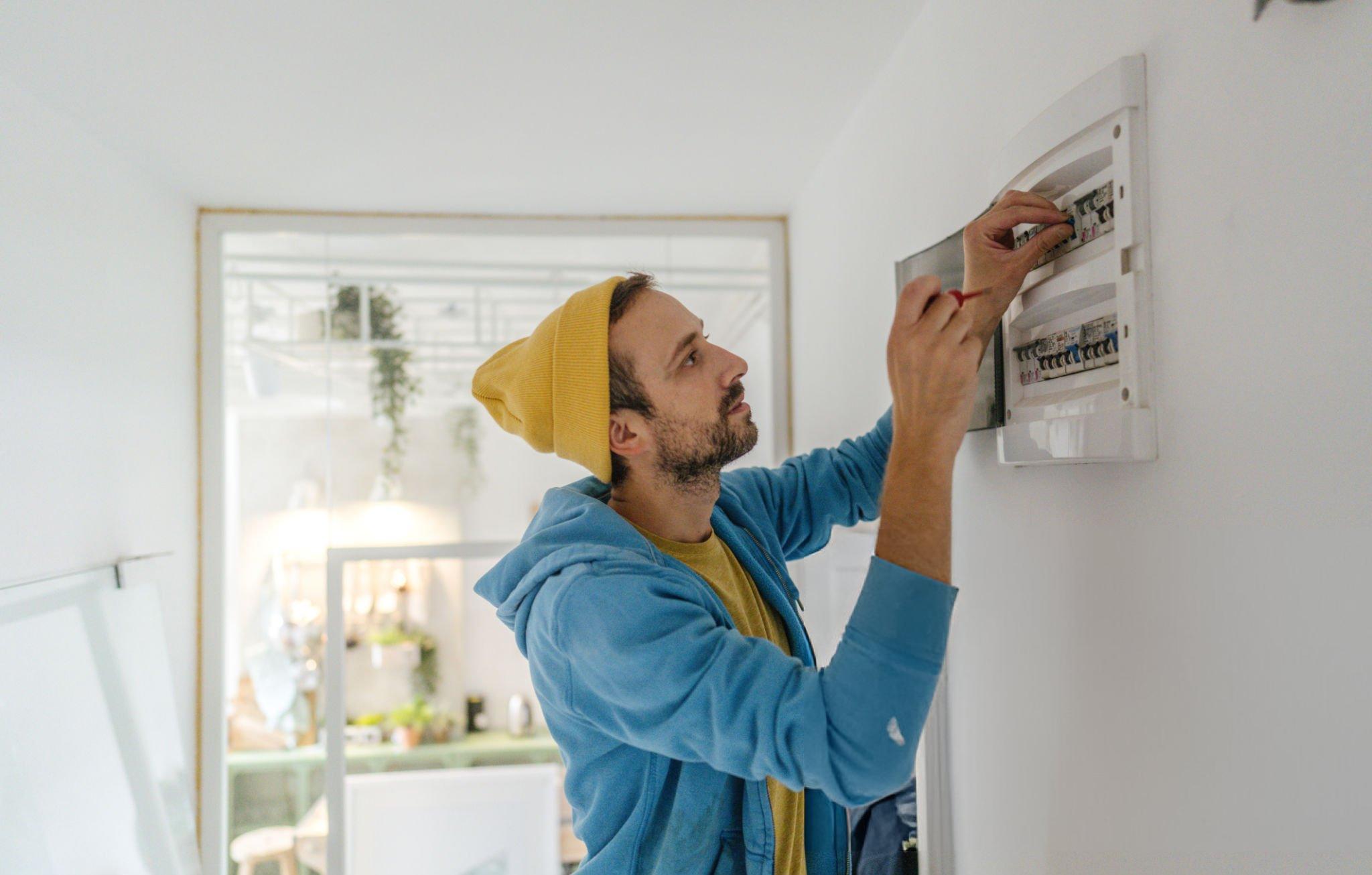Outlet Installation Dubai